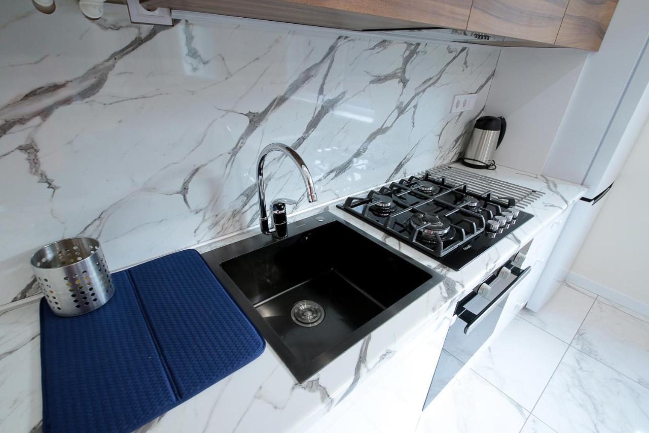Apartament Luxury Nest Lviv Center Zewnętrze zdjęcie