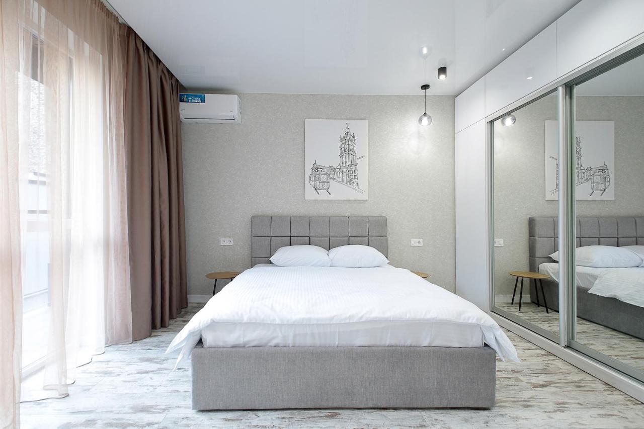 Apartament Luxury Nest Lviv Center Zewnętrze zdjęcie